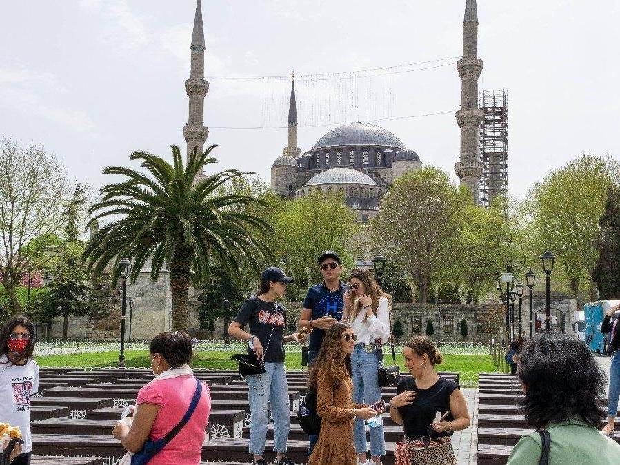 İstanbul'a üç ayda 3,7 milyon turist! İlk sırada hangi ülke var? 5